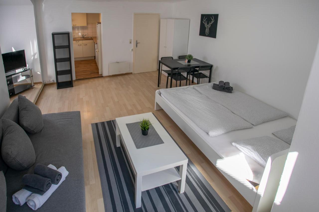 Apartamento Old Town Studio Hall in Tirol Exterior foto